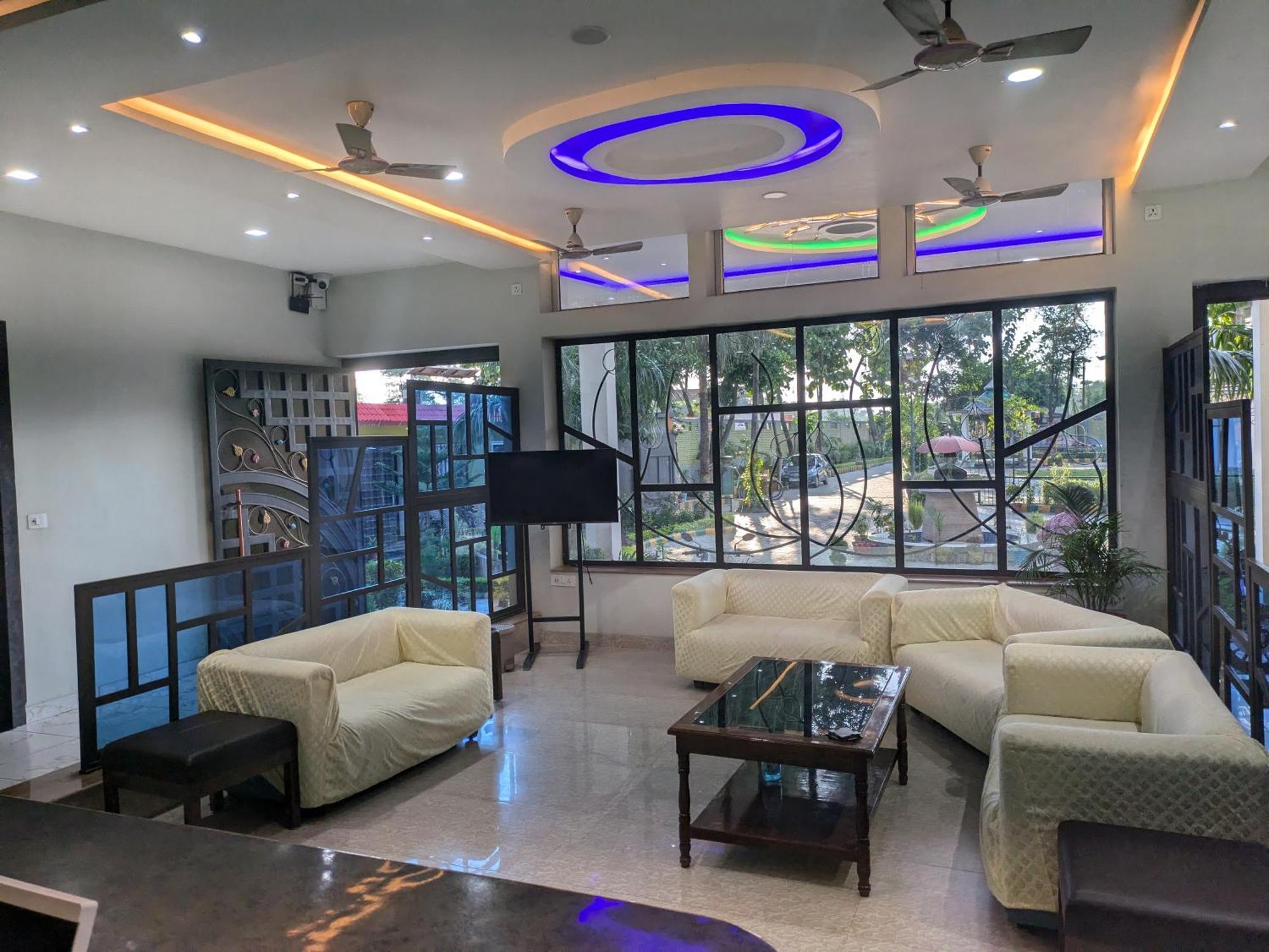 Kishori Vatika Hotel Ramnagar  ภายนอก รูปภาพ